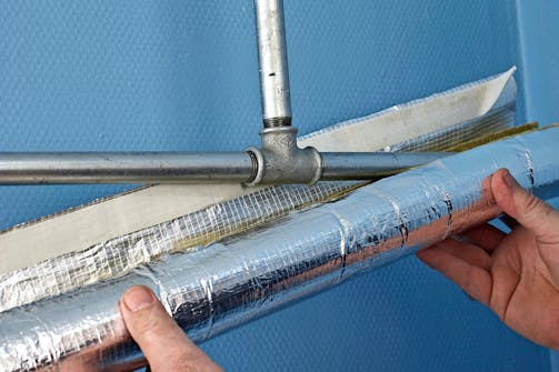 Isolera rör på T-rör Isolera rör på T-rör